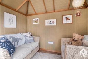 Photo 21- click for photo gallery